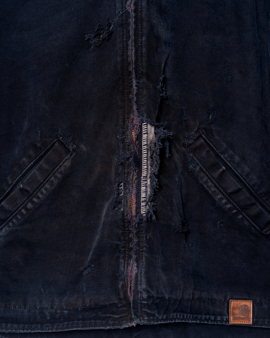 '00s Faded/Thrashed Carhartt Jacket