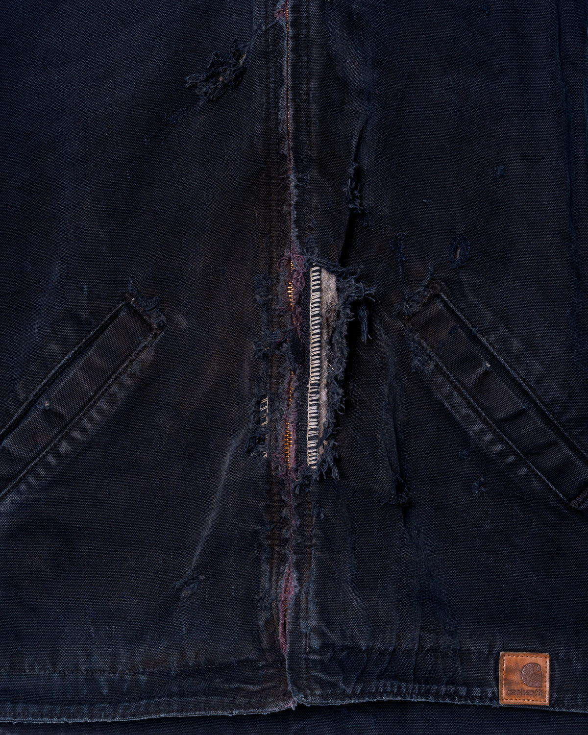'00s Faded/Thrashed Carhartt Jacket