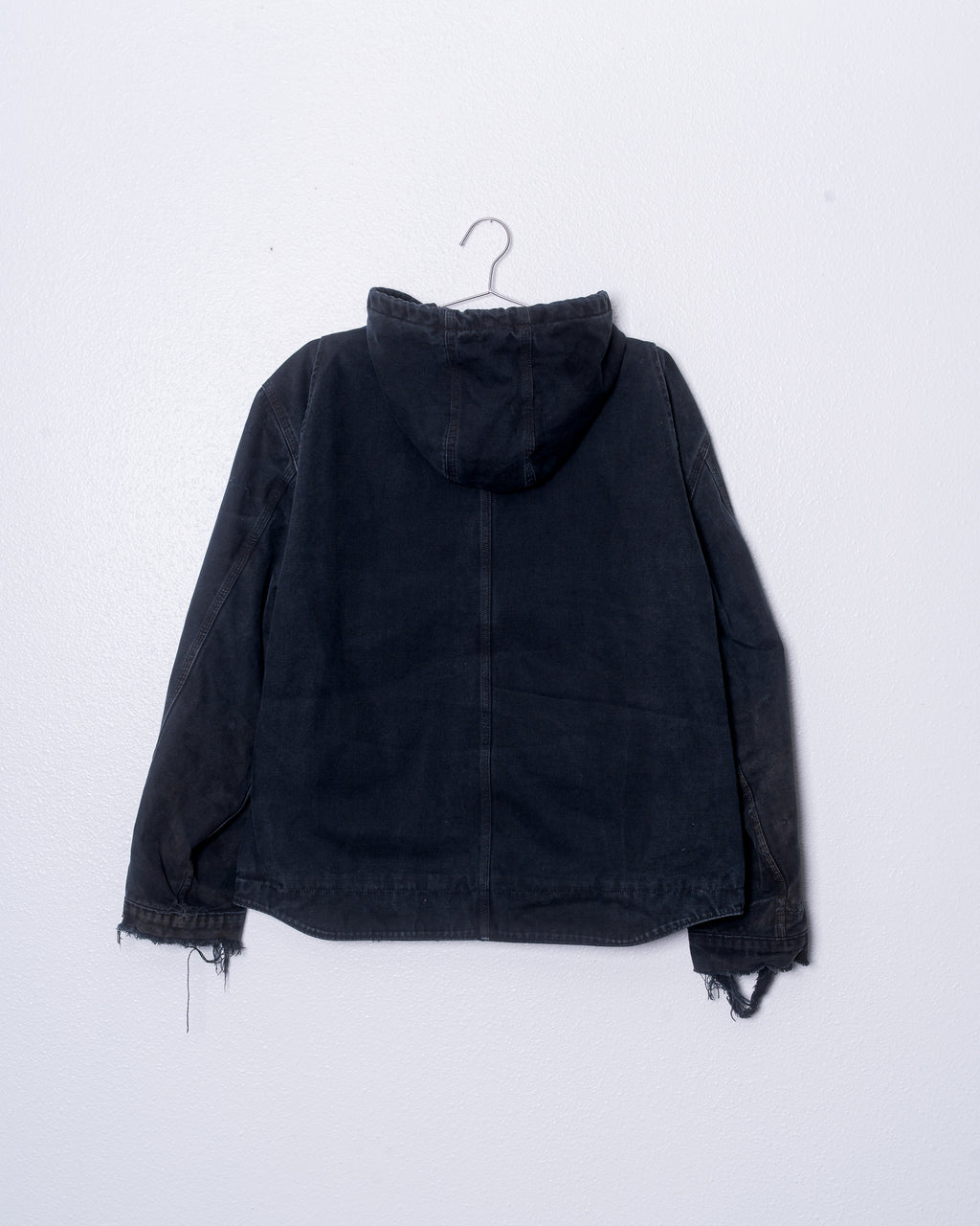 '00s Faded/Thrashed Carhartt Jacket