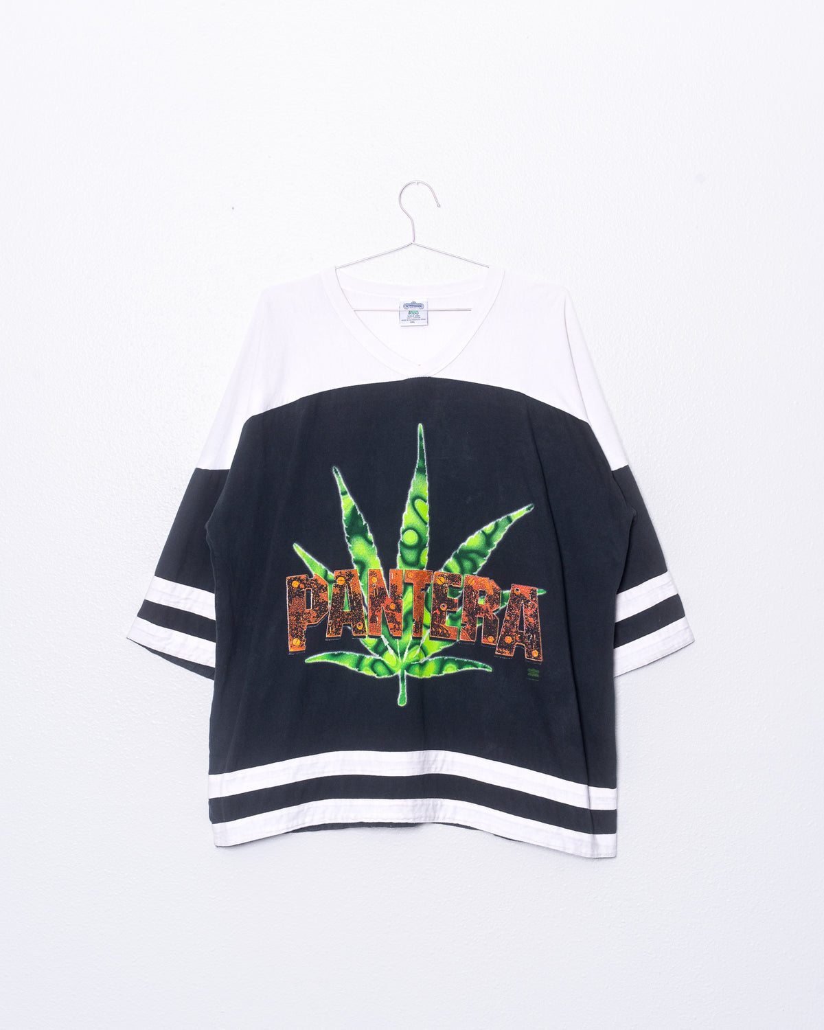 '90s Pantera Pot Leaf Jersey T-Shirt